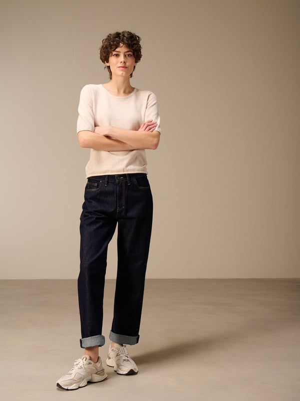 Straight-leg jeans