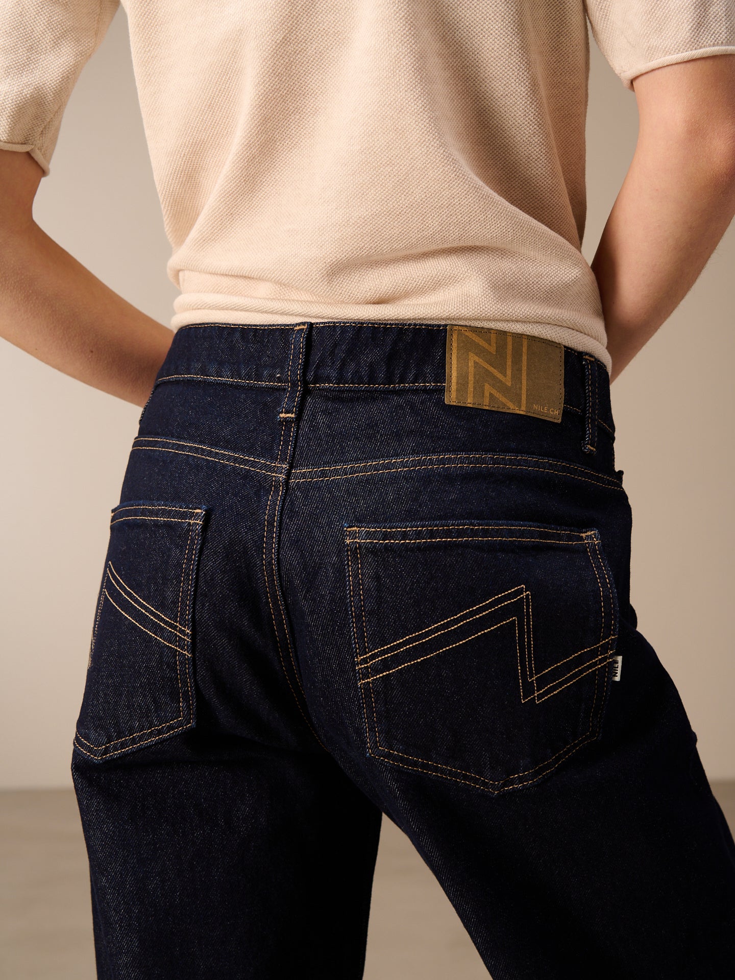 Straight-leg jeans