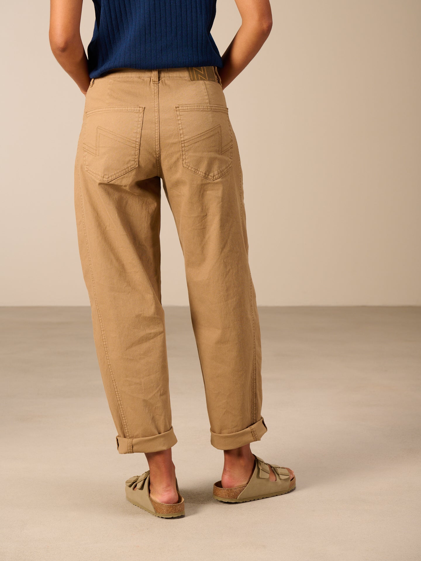 Pantaloni barrel fit