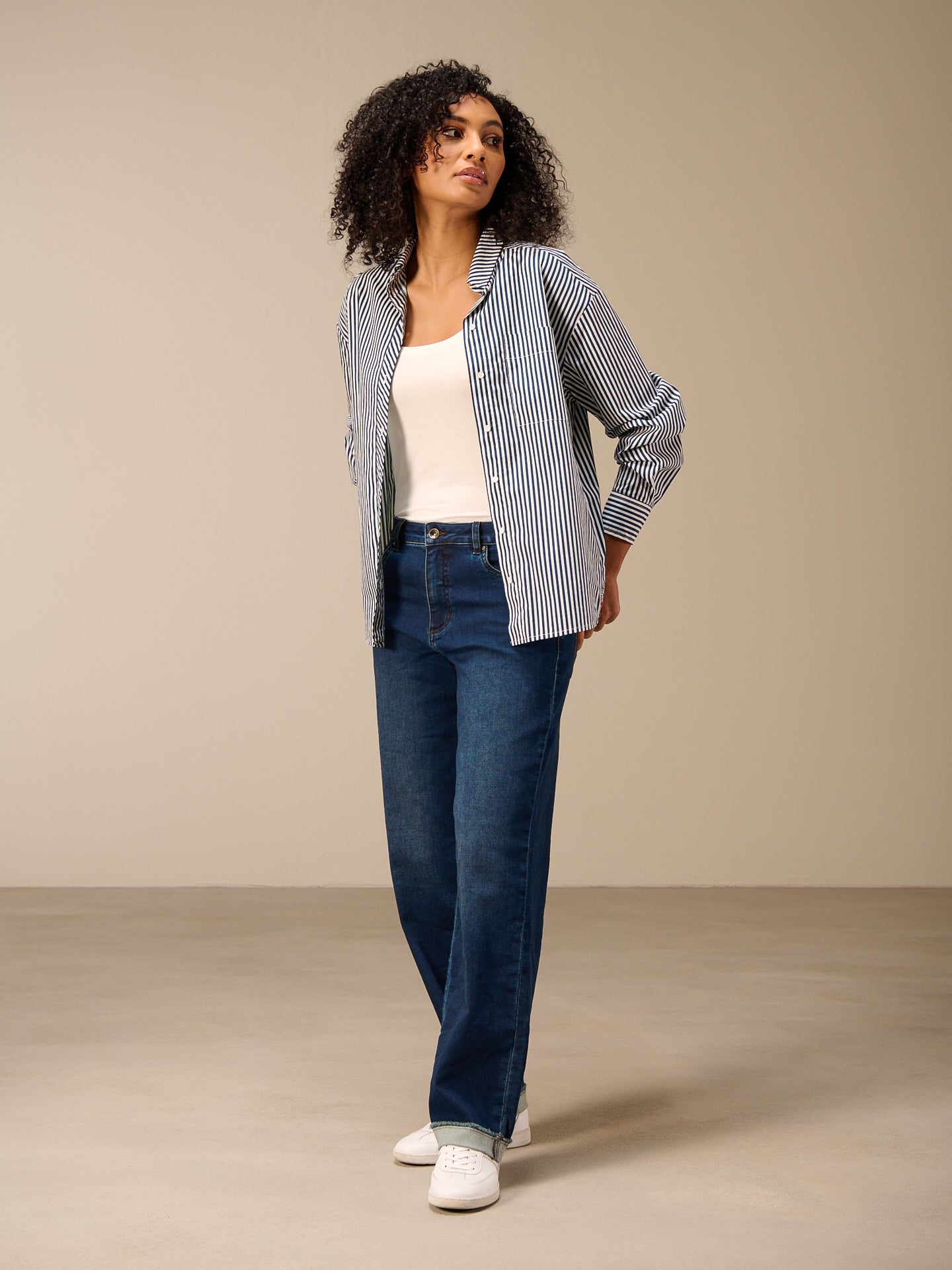 jean straight