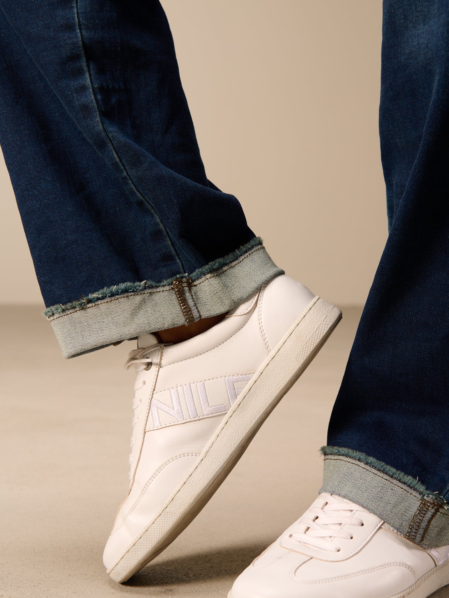 jean straight