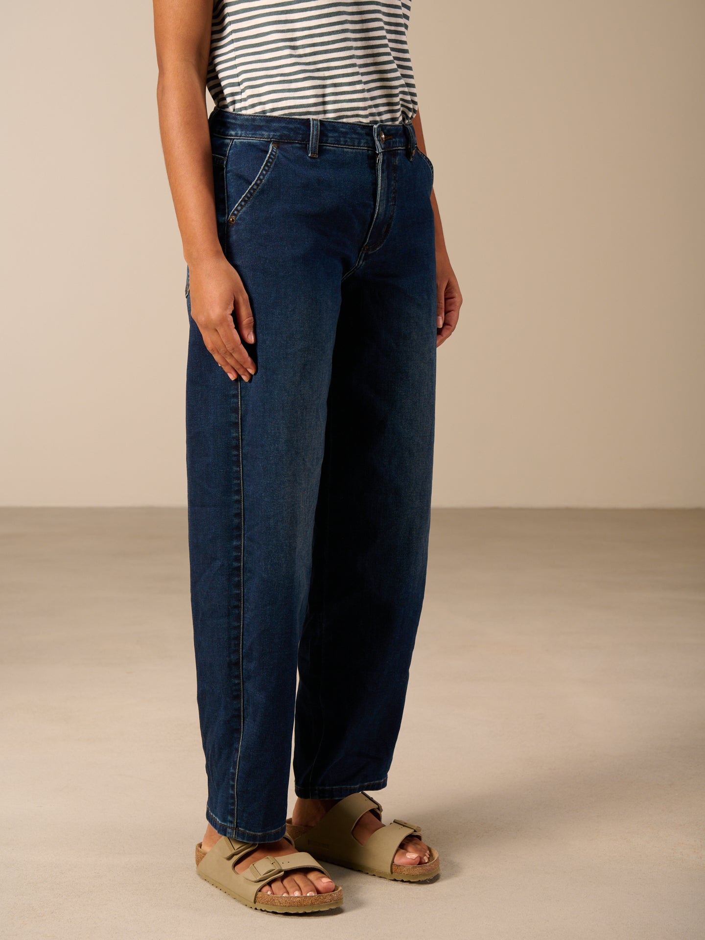 Jeans barrel fit