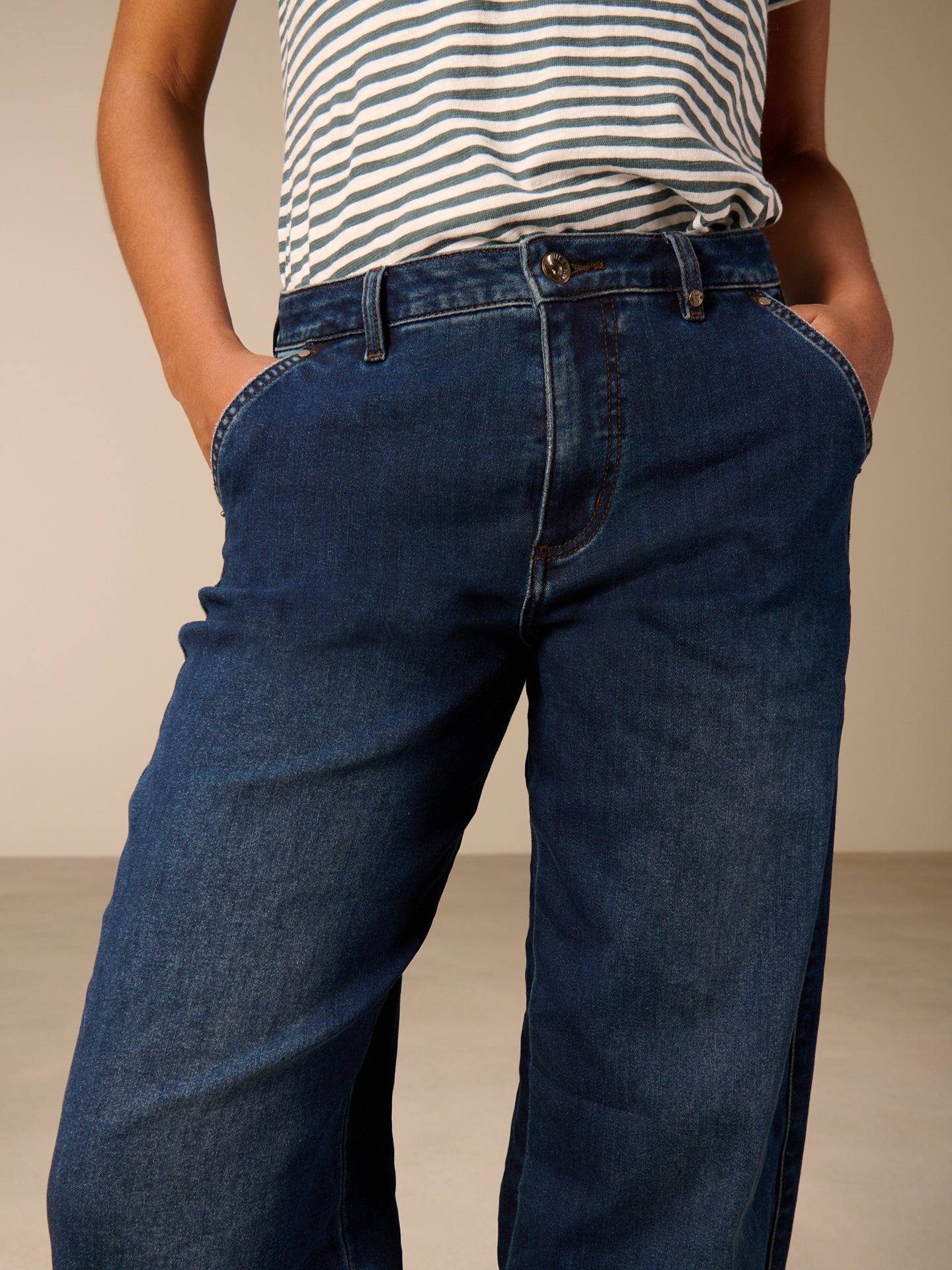 Jeans barrel fit