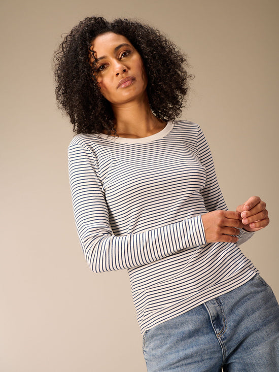 F26055_dark ocean_1.jpg