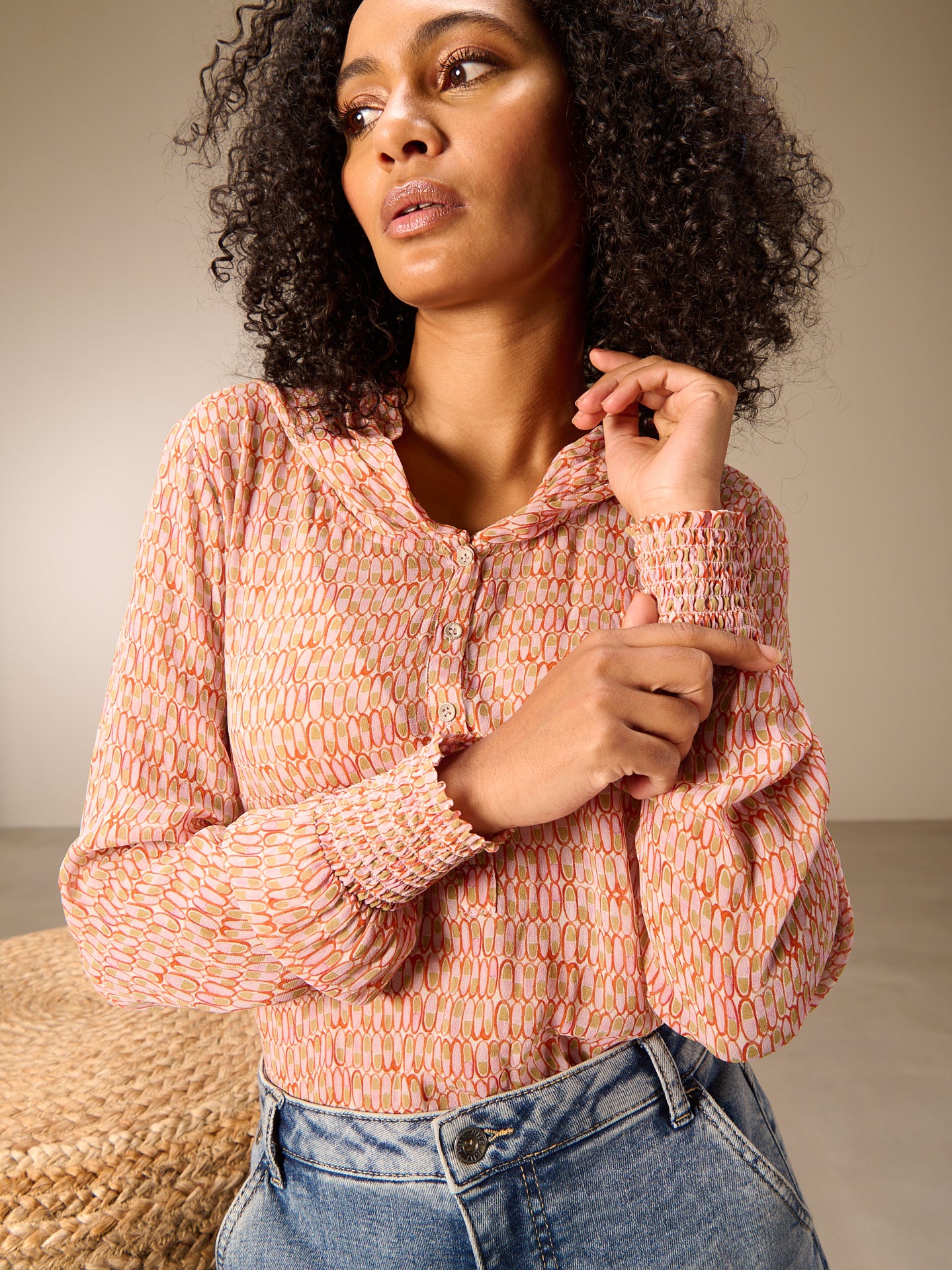 Blusa con cappuccio