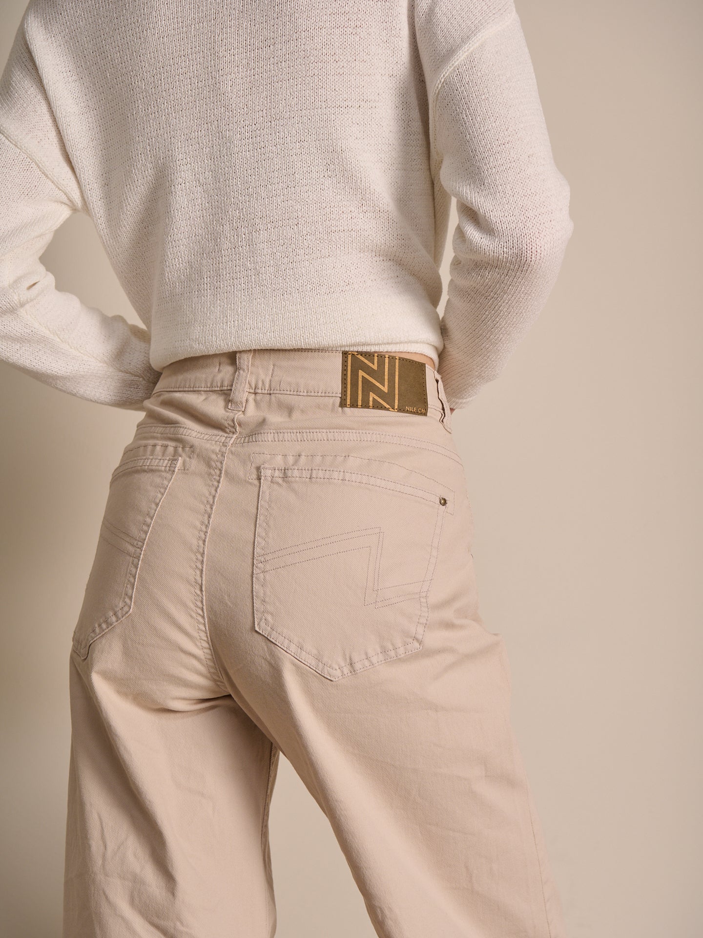 Wide-leg trousers