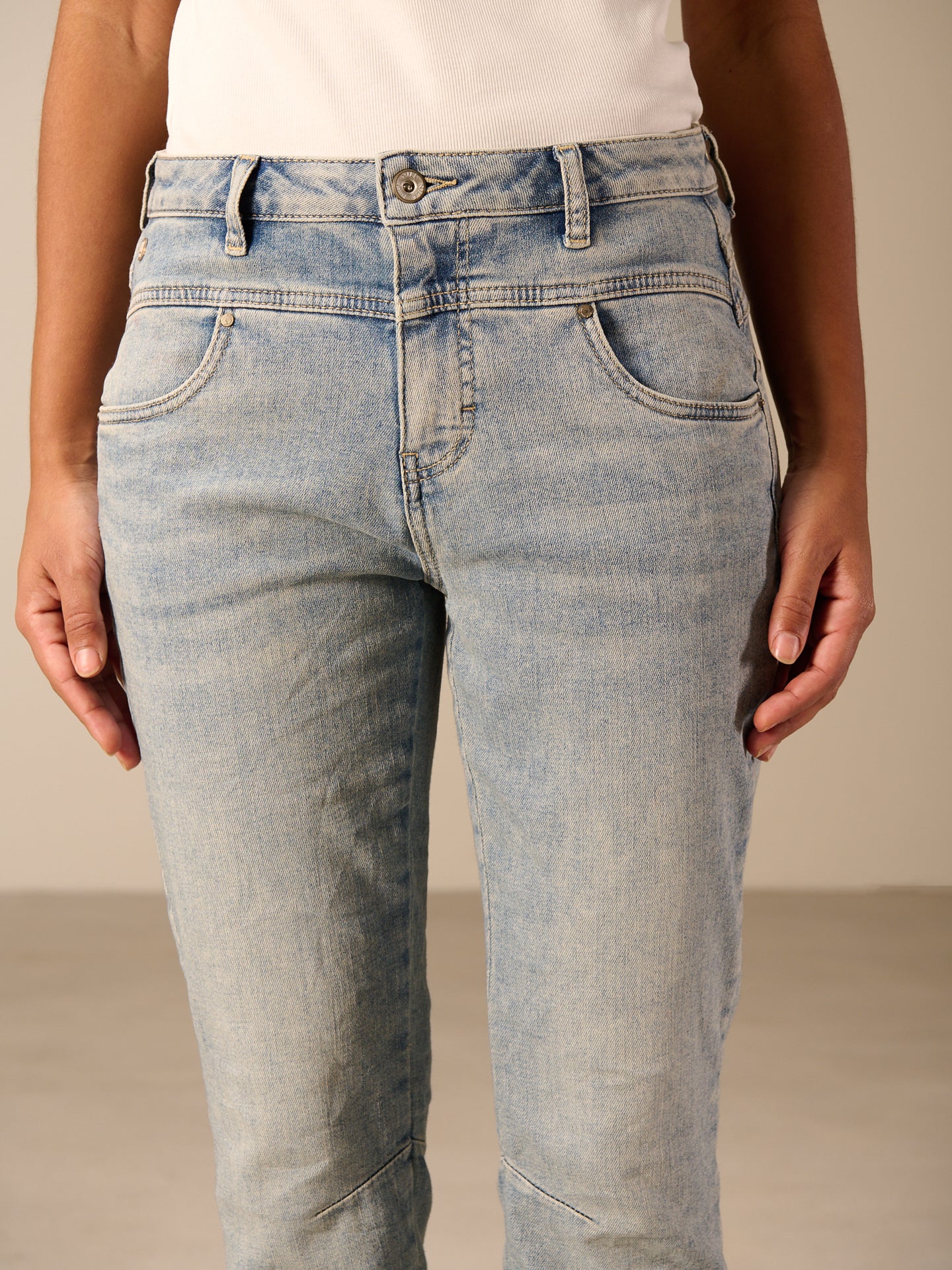 jean tapered