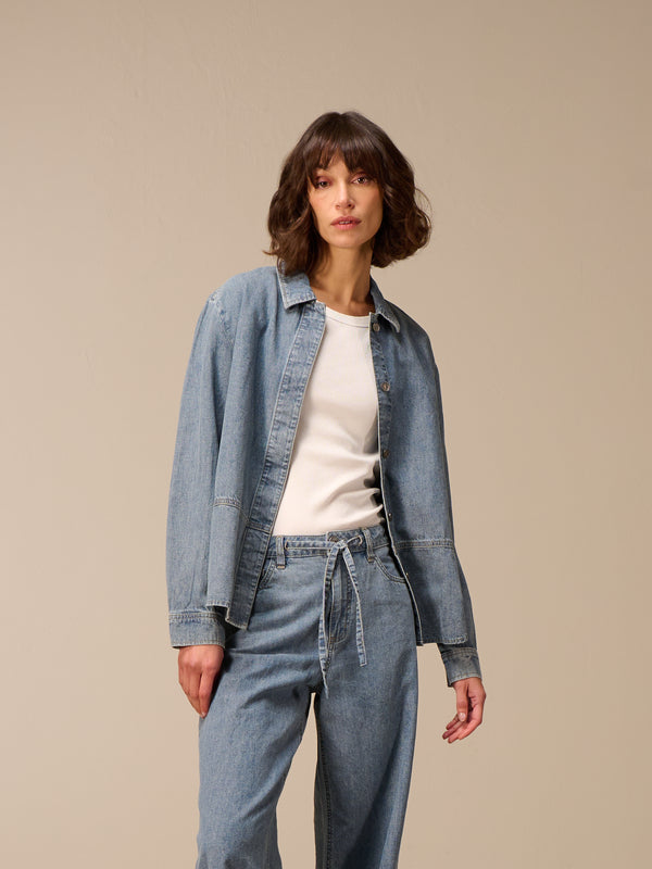 Blouse with linen
