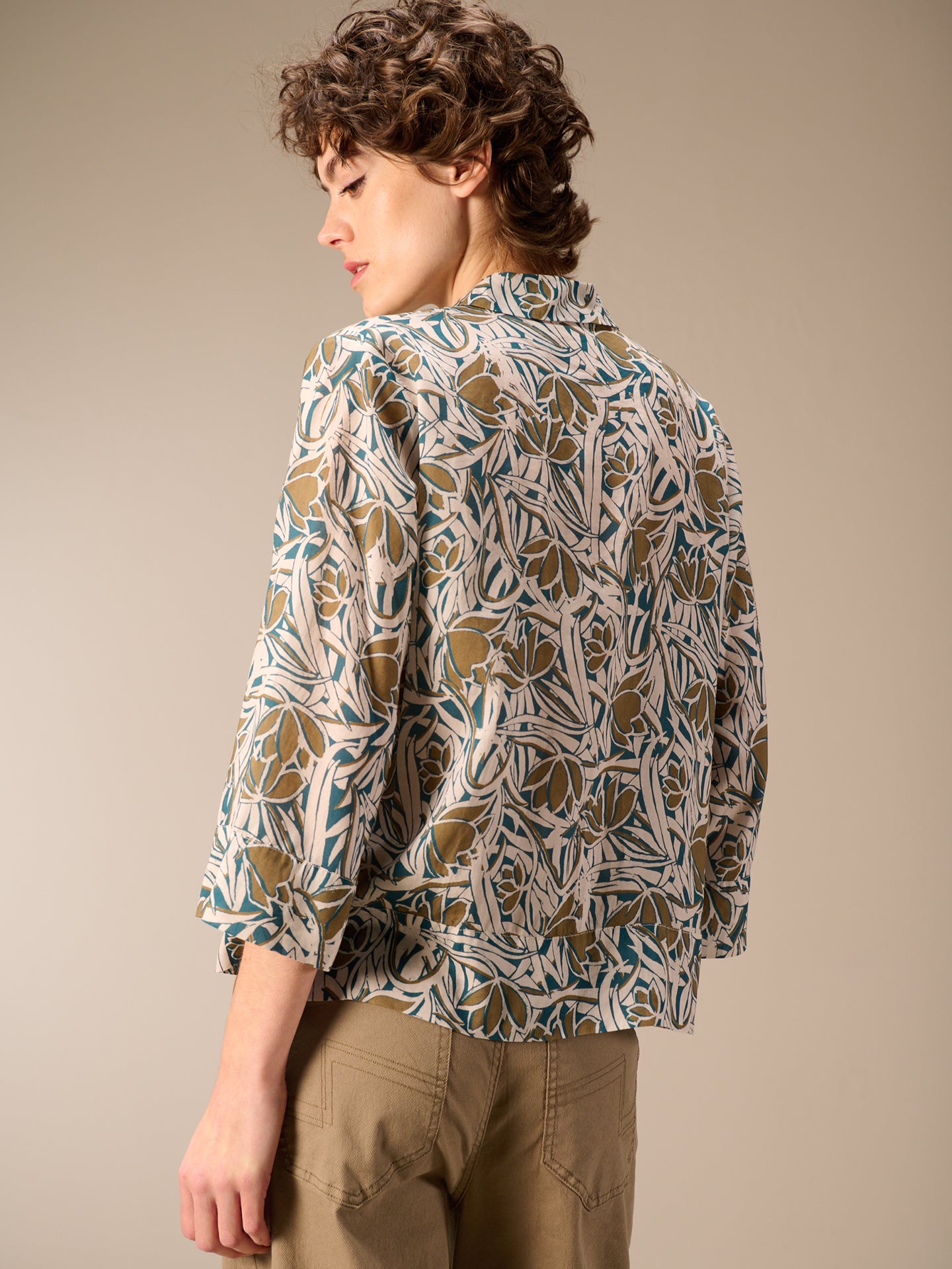 blouse
