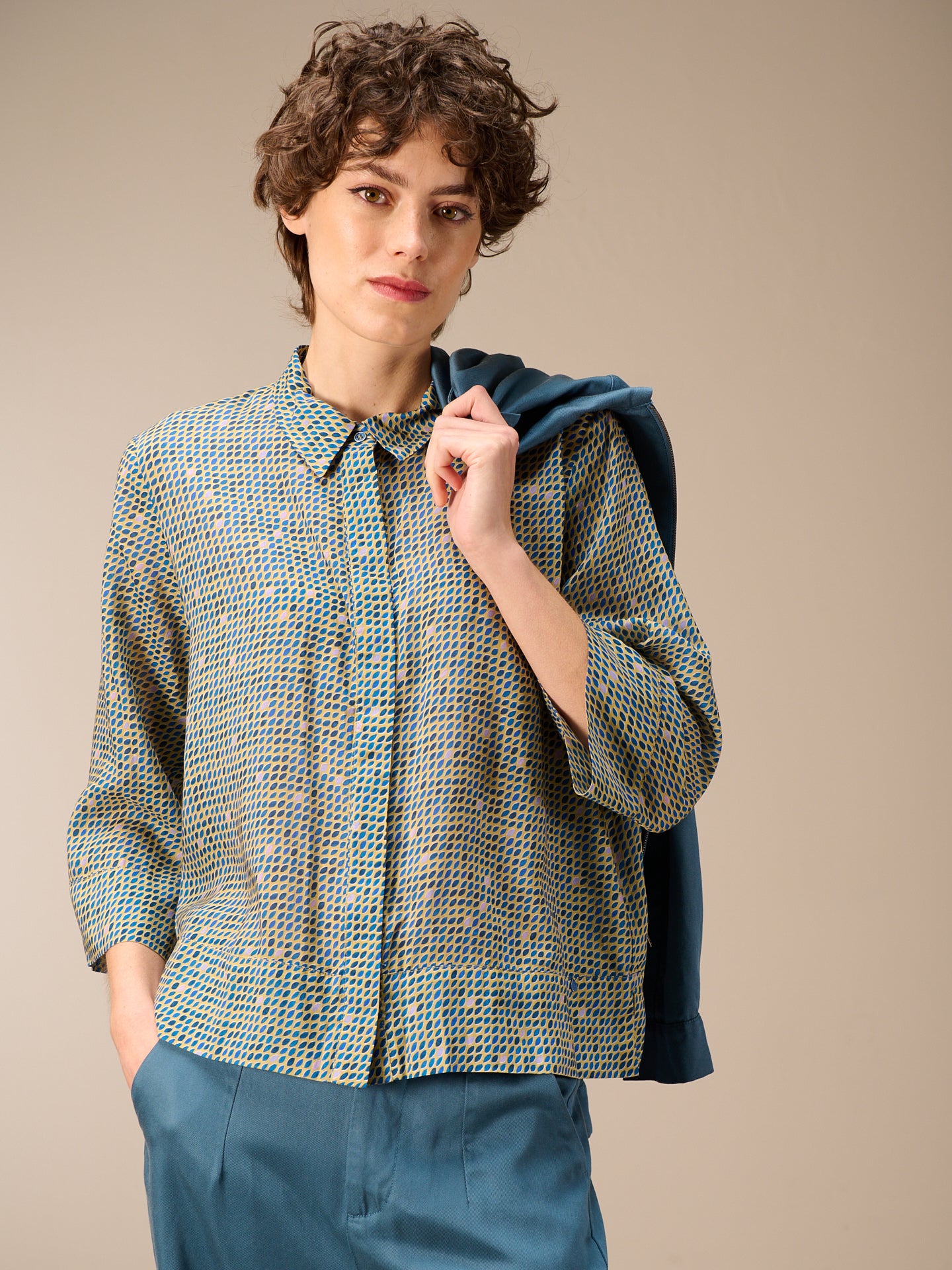 blouse