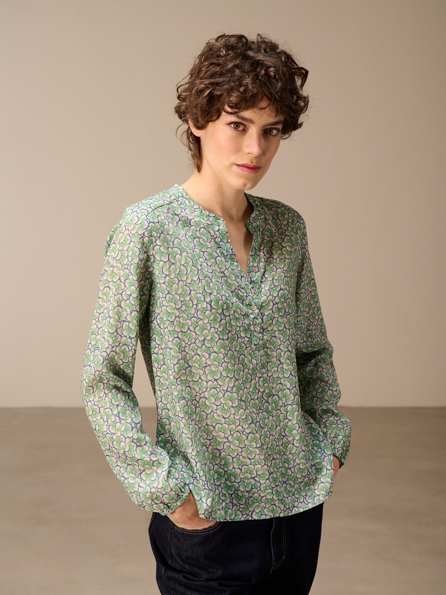 blouse