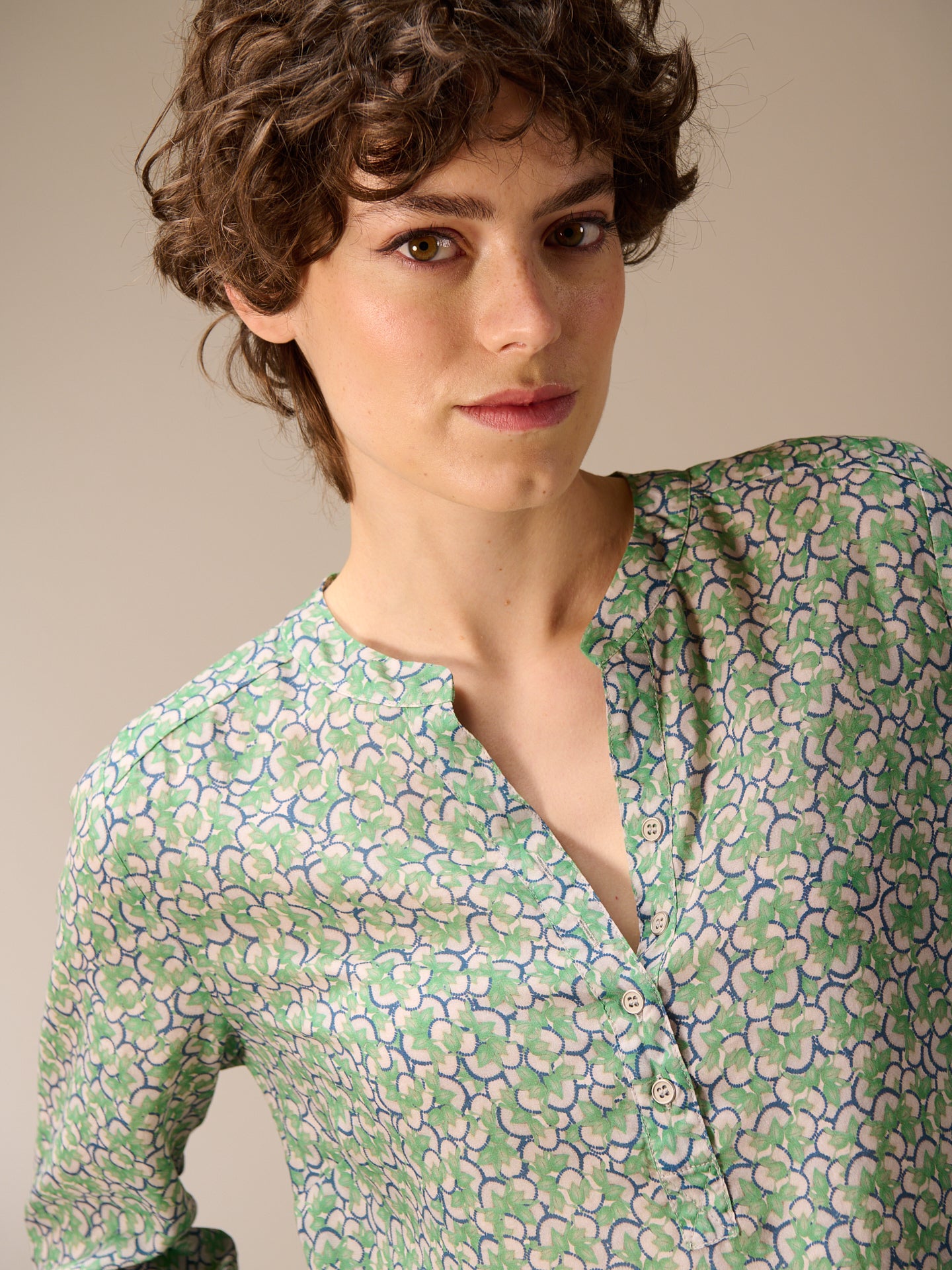 blouse