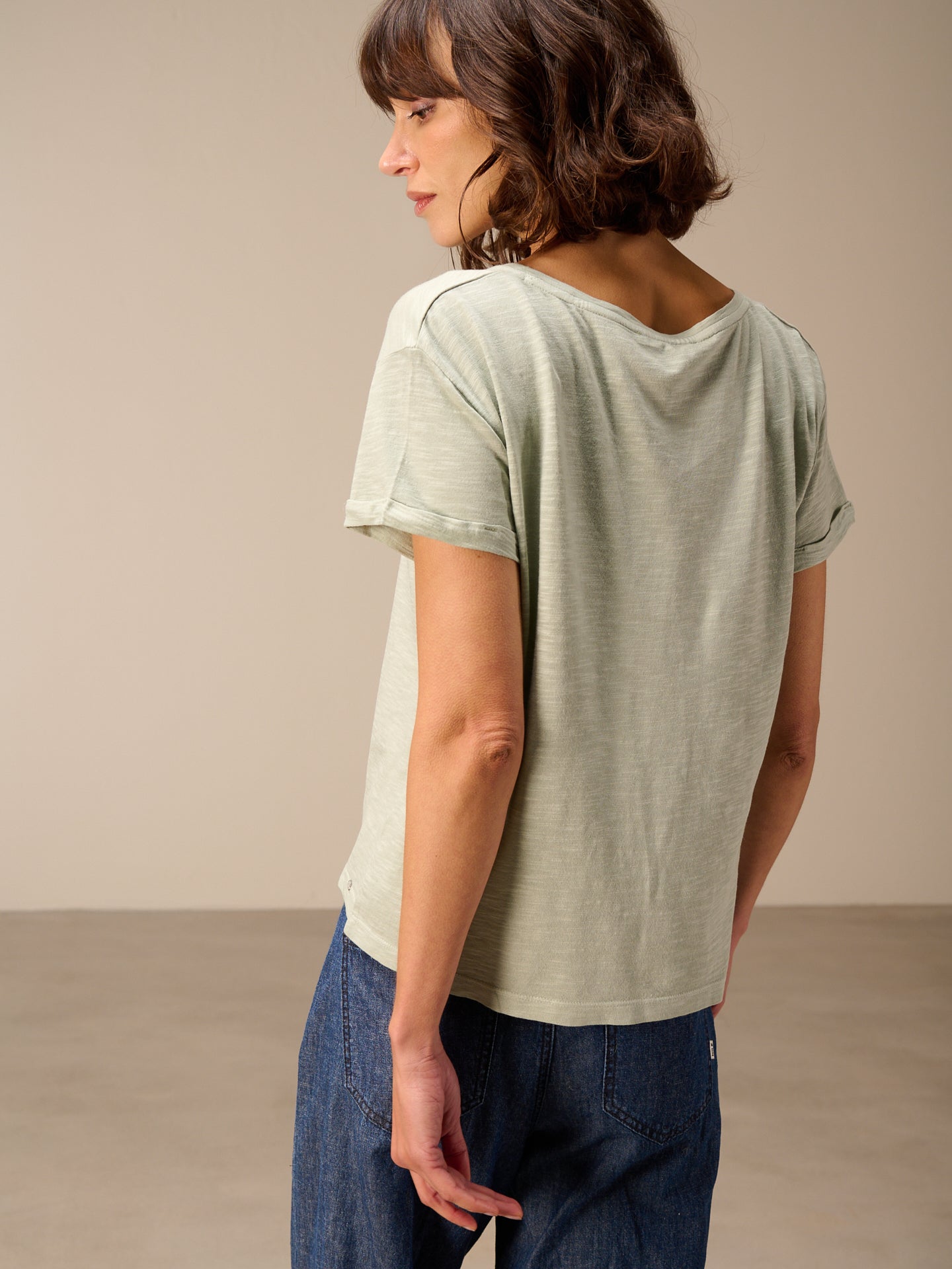 Maglietta con scollo a V