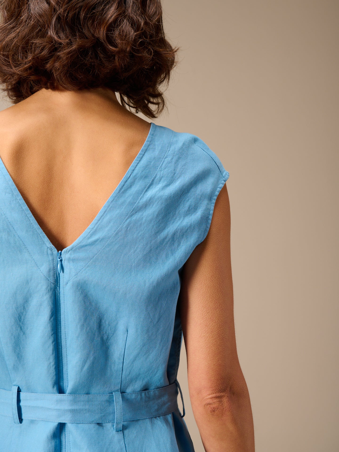 Tuta jumpsuit con cintura