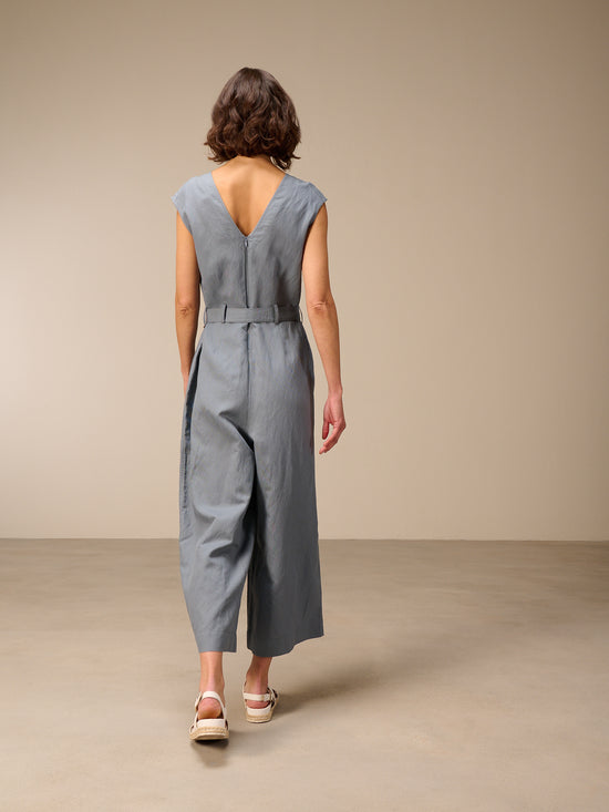 Tuta jumpsuit con cintura