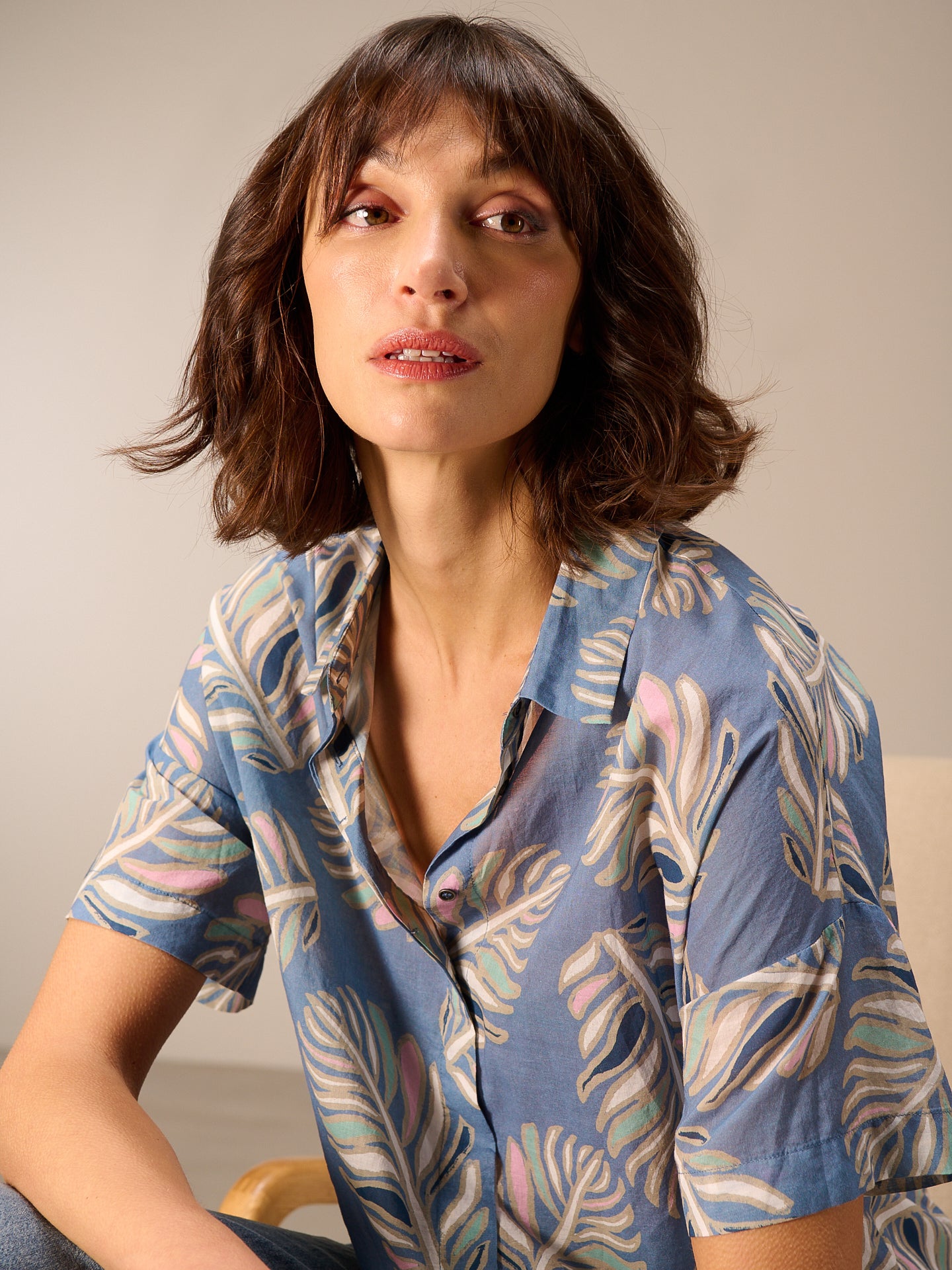 Blusa a maniche corte