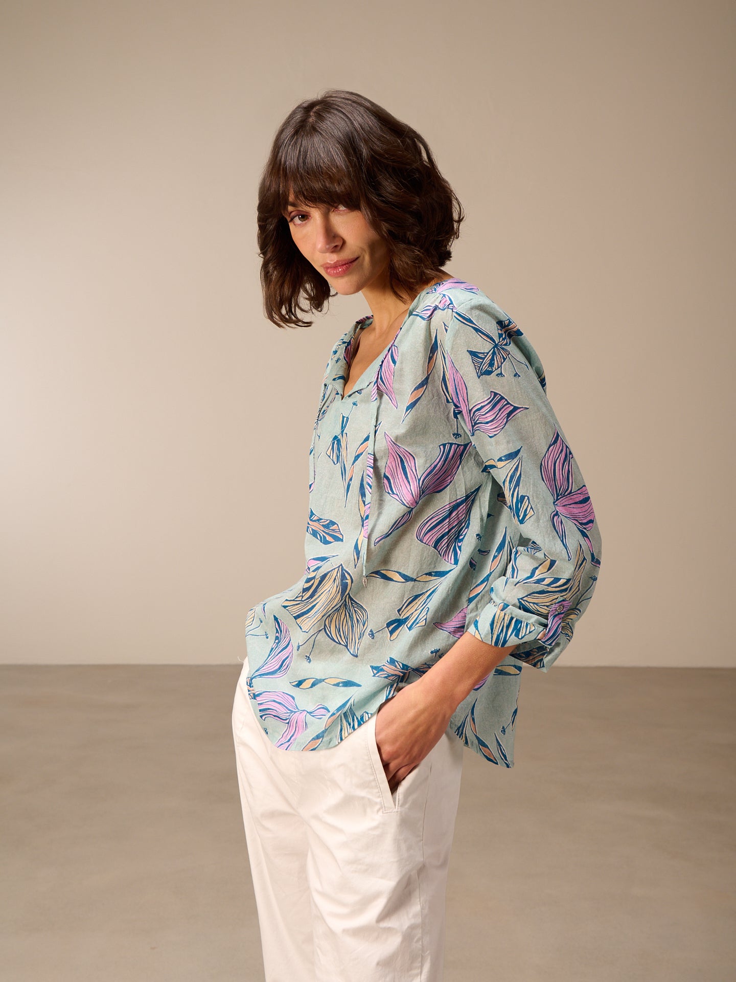 Blusa con maniche a 3/4