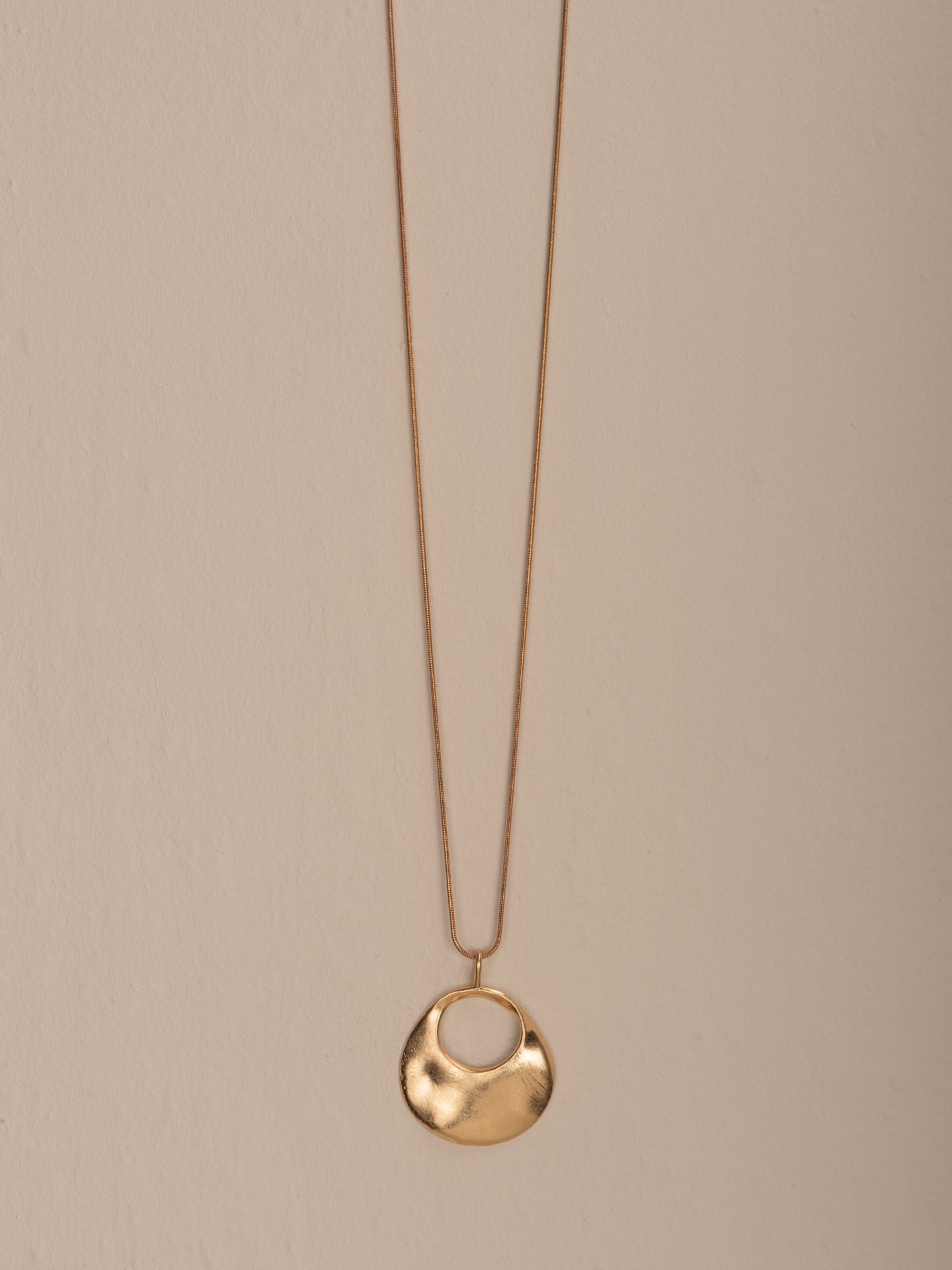 Necklace with pendant