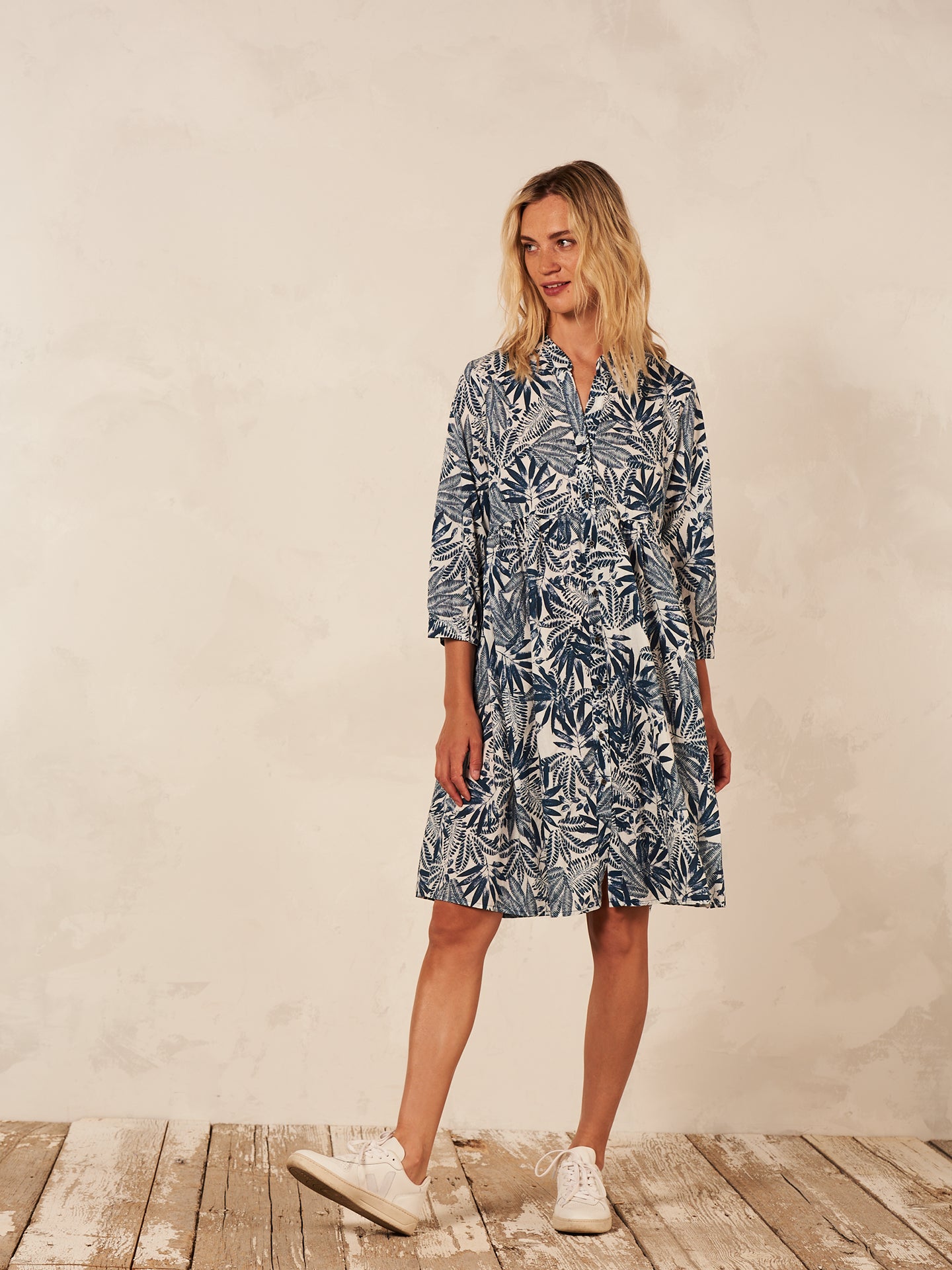 robe avec col montant