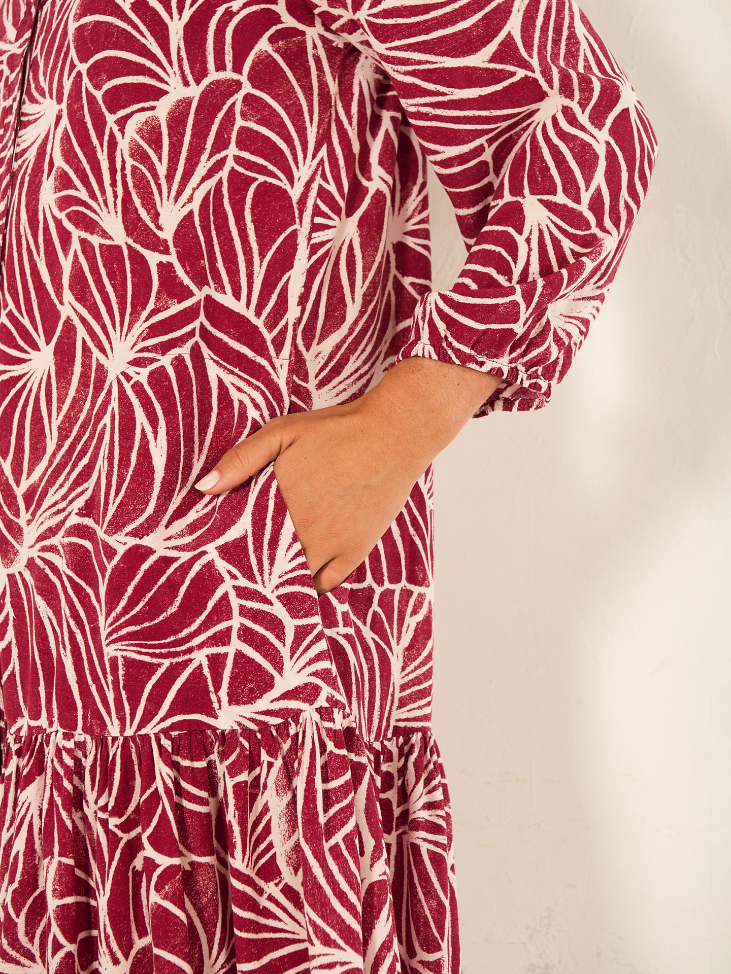 Dress with stand-up collar