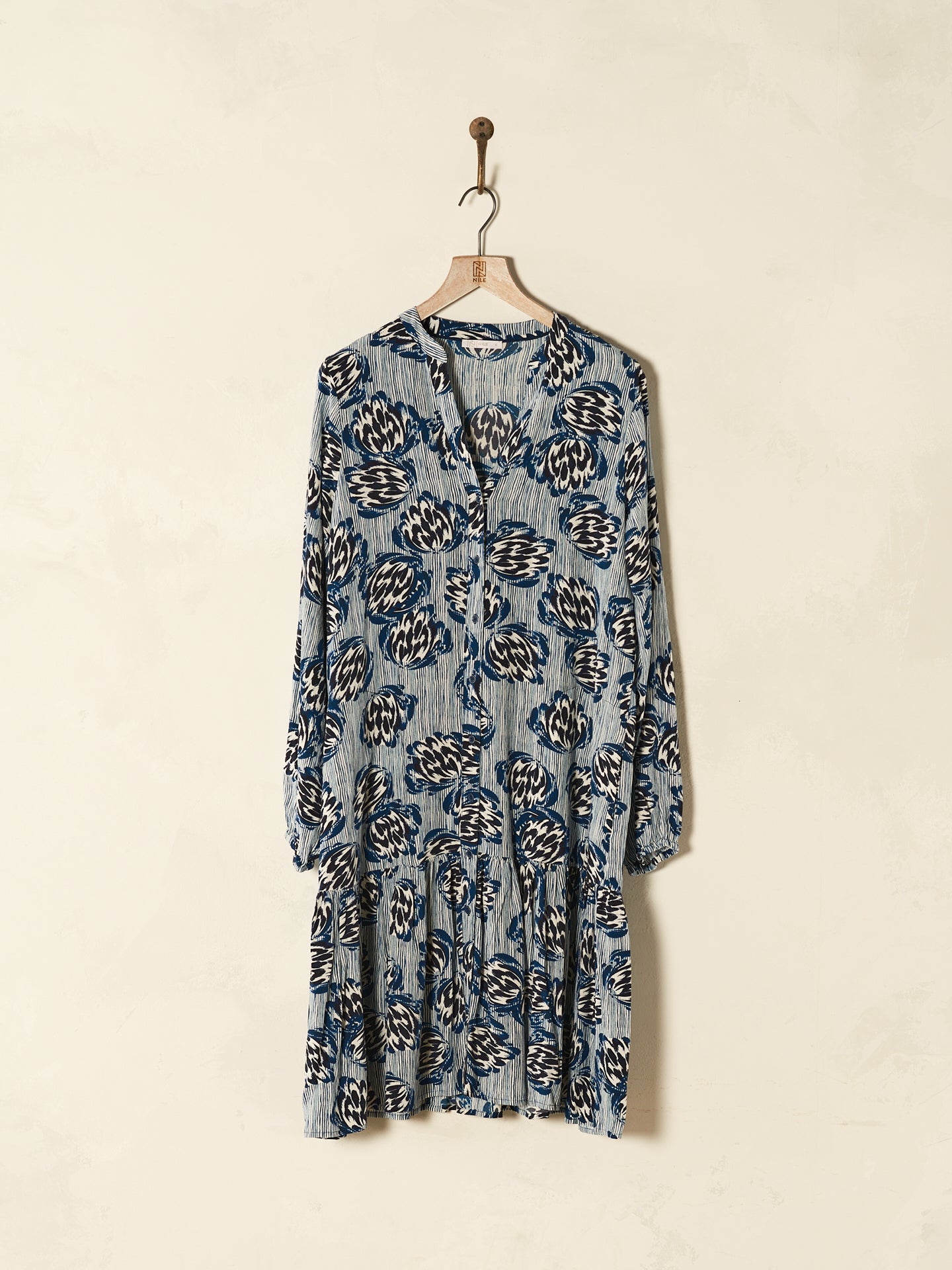Dress with stand-up collar