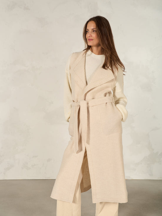 Vest with belt
