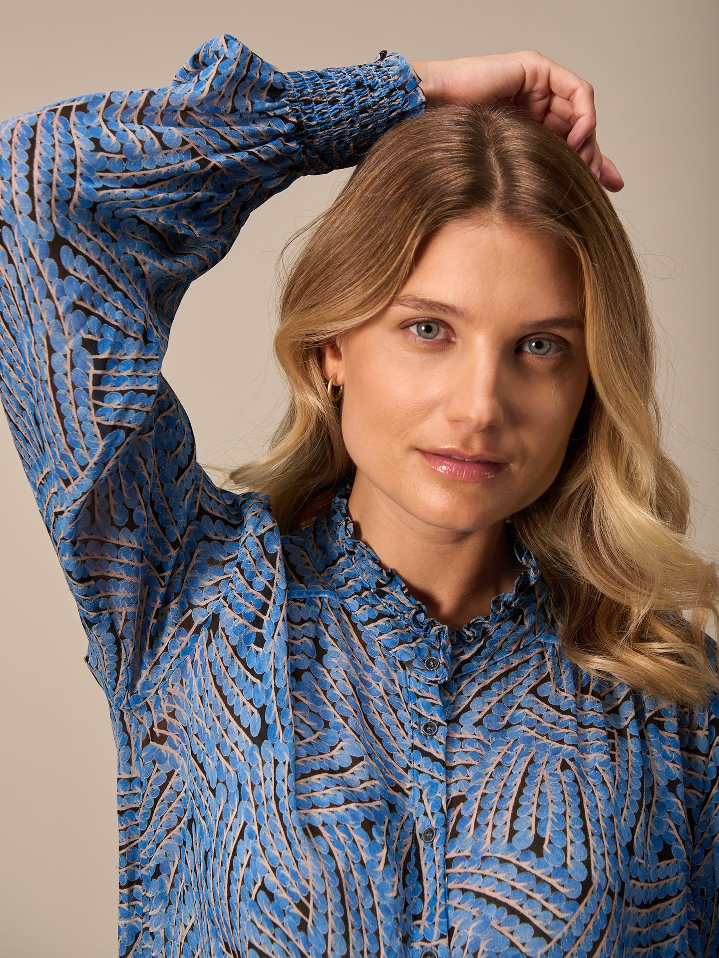 Bluse mit Rüschendetail