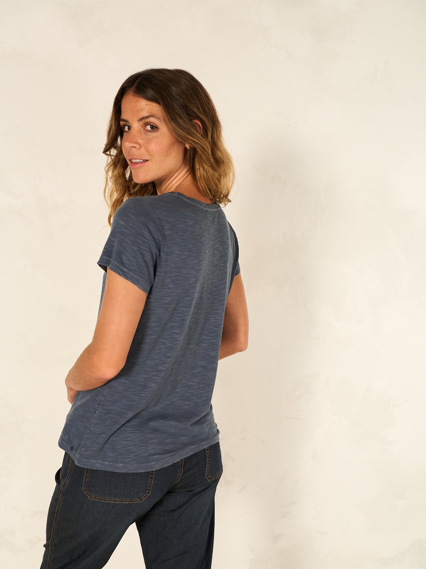 Short-sleeved shirt