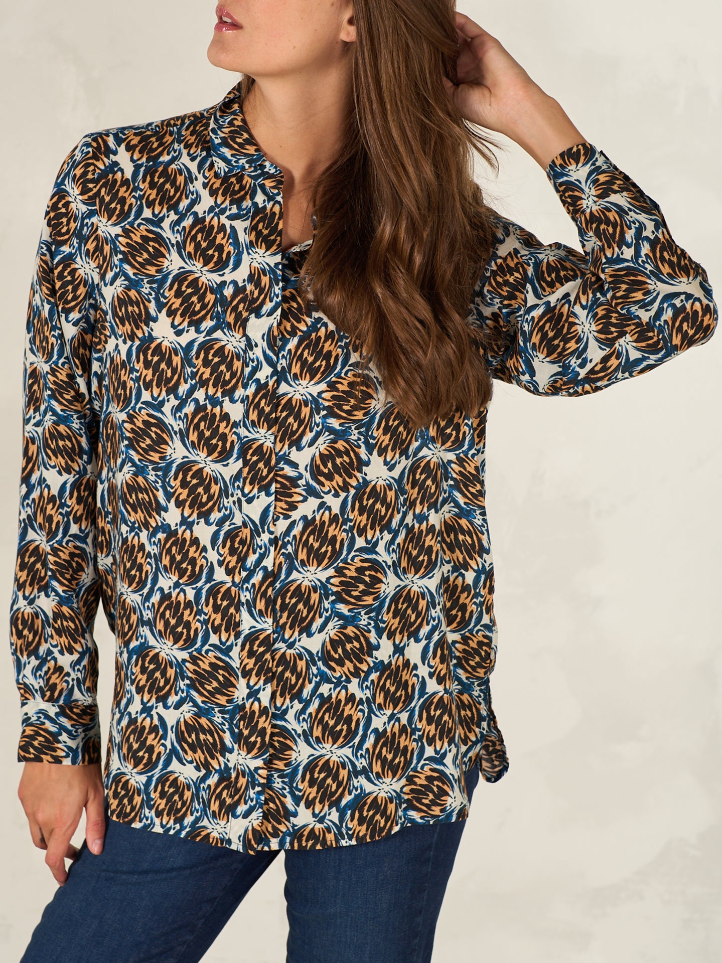 Blouse with button placket