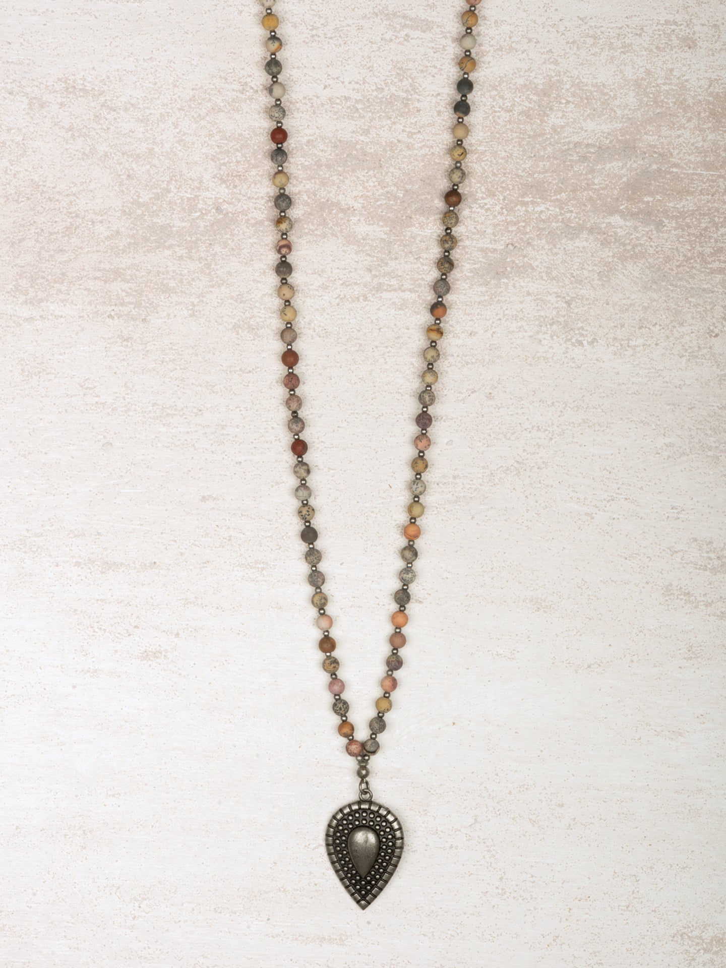 Collana con ciondolo