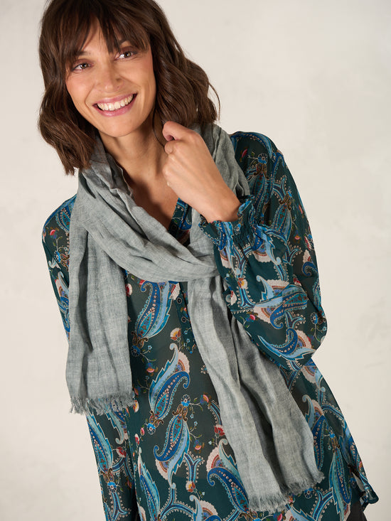 Wool scarf