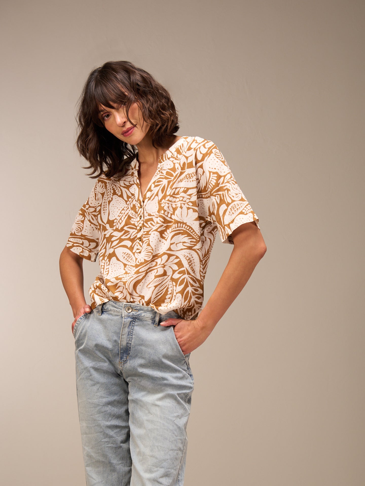 Blouse with stand-up collar