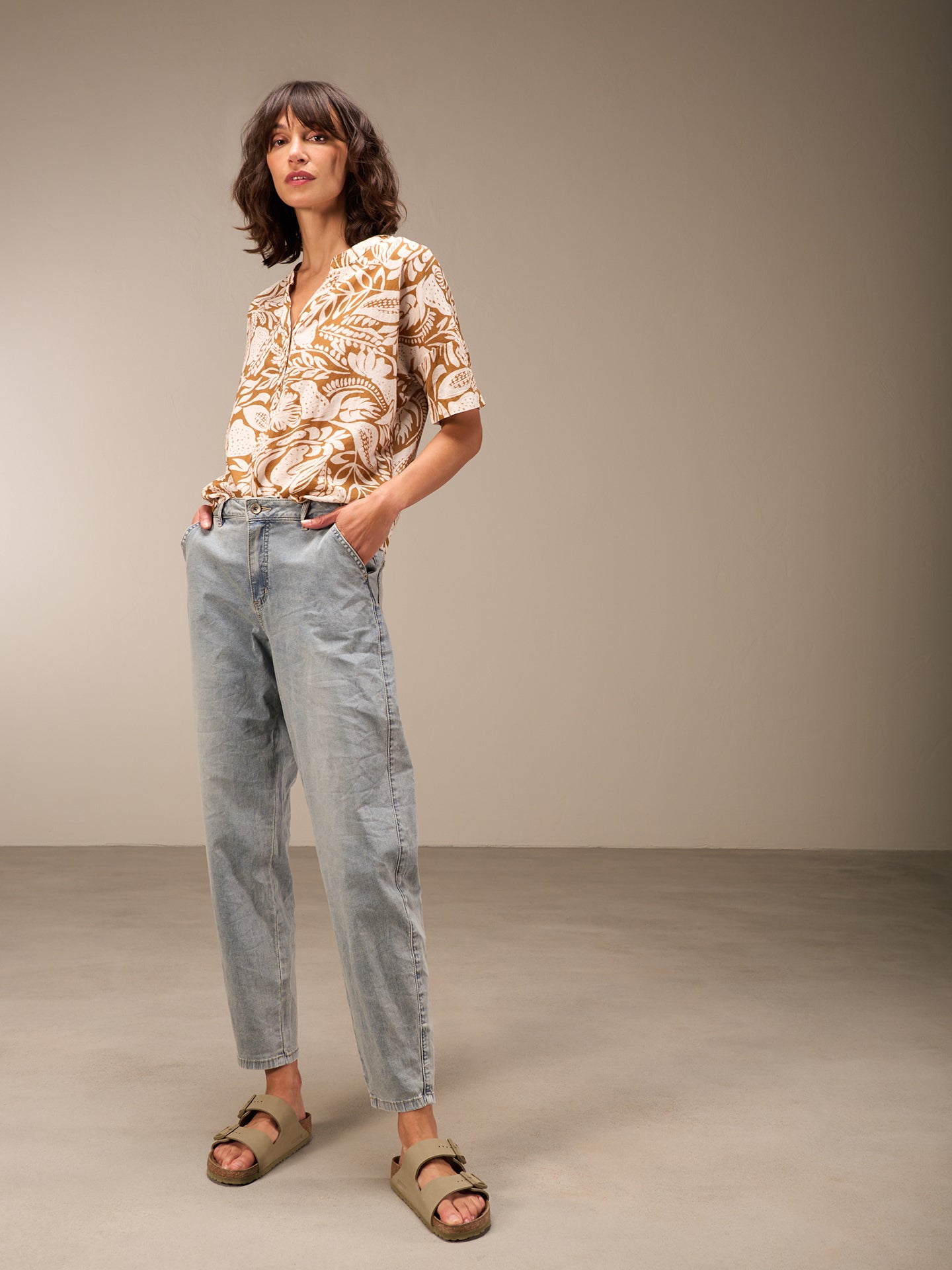 Blouse with stand-up collar