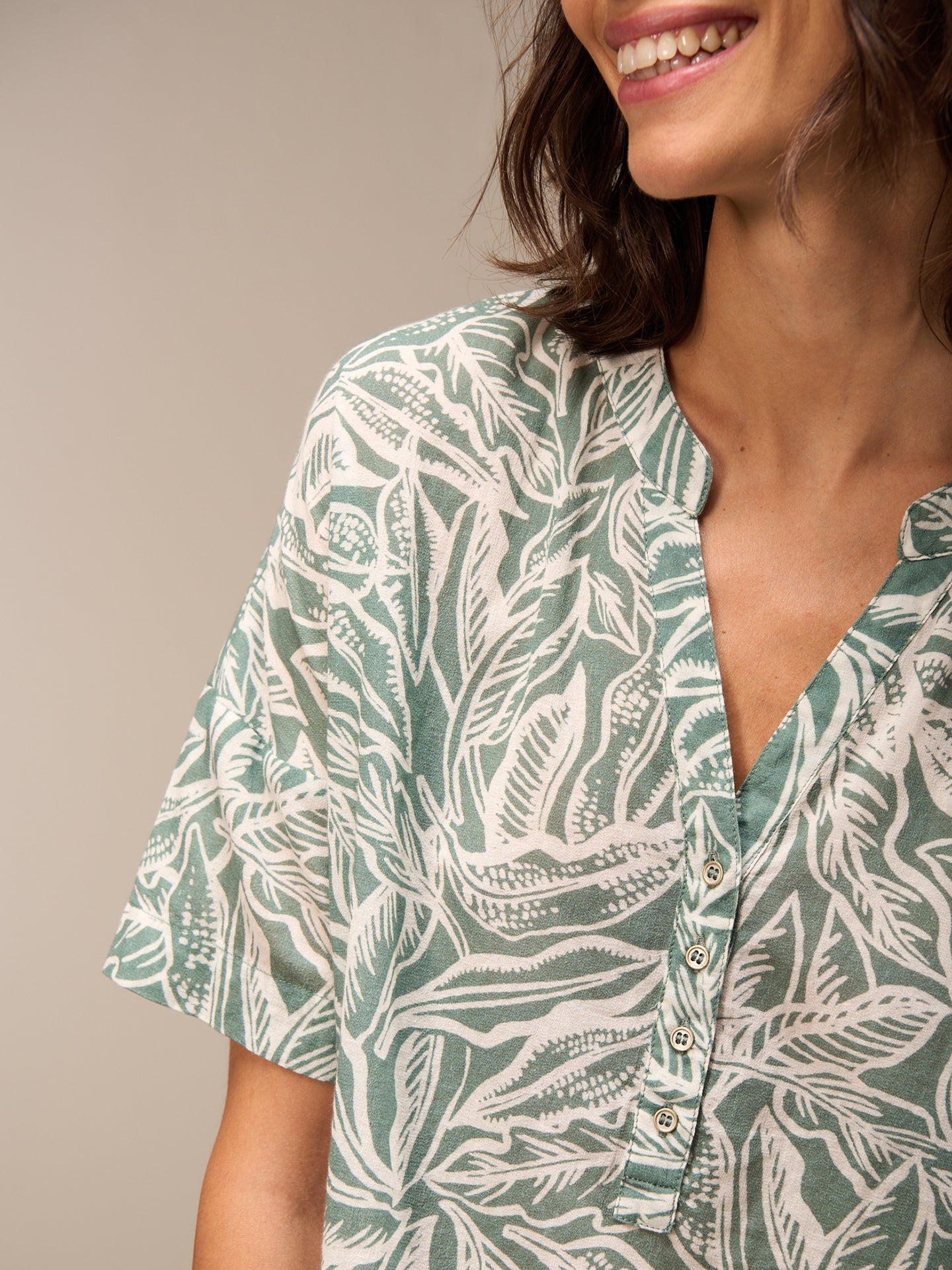 Blouse with stand-up collar