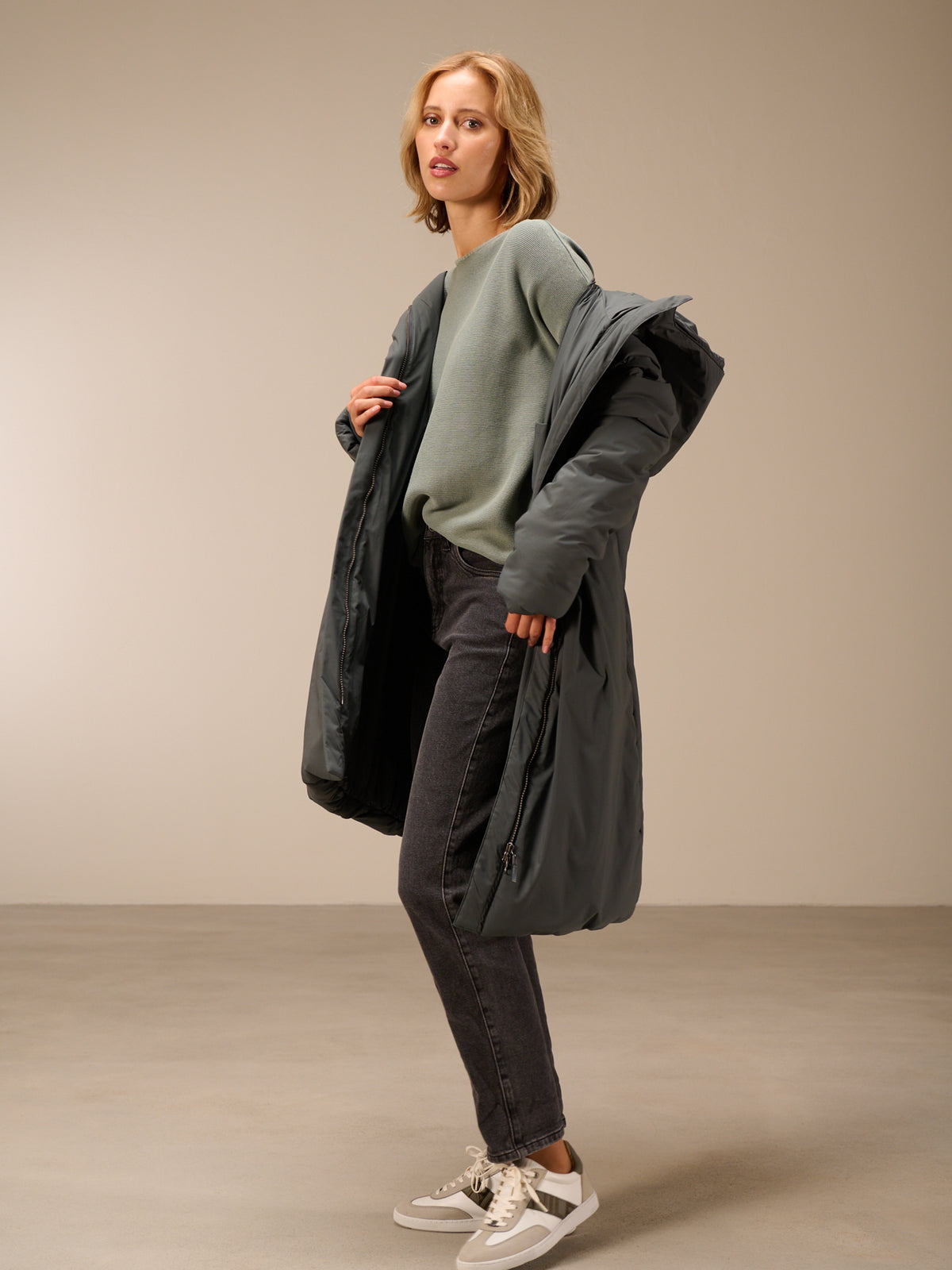 Cappotto con cappuccio