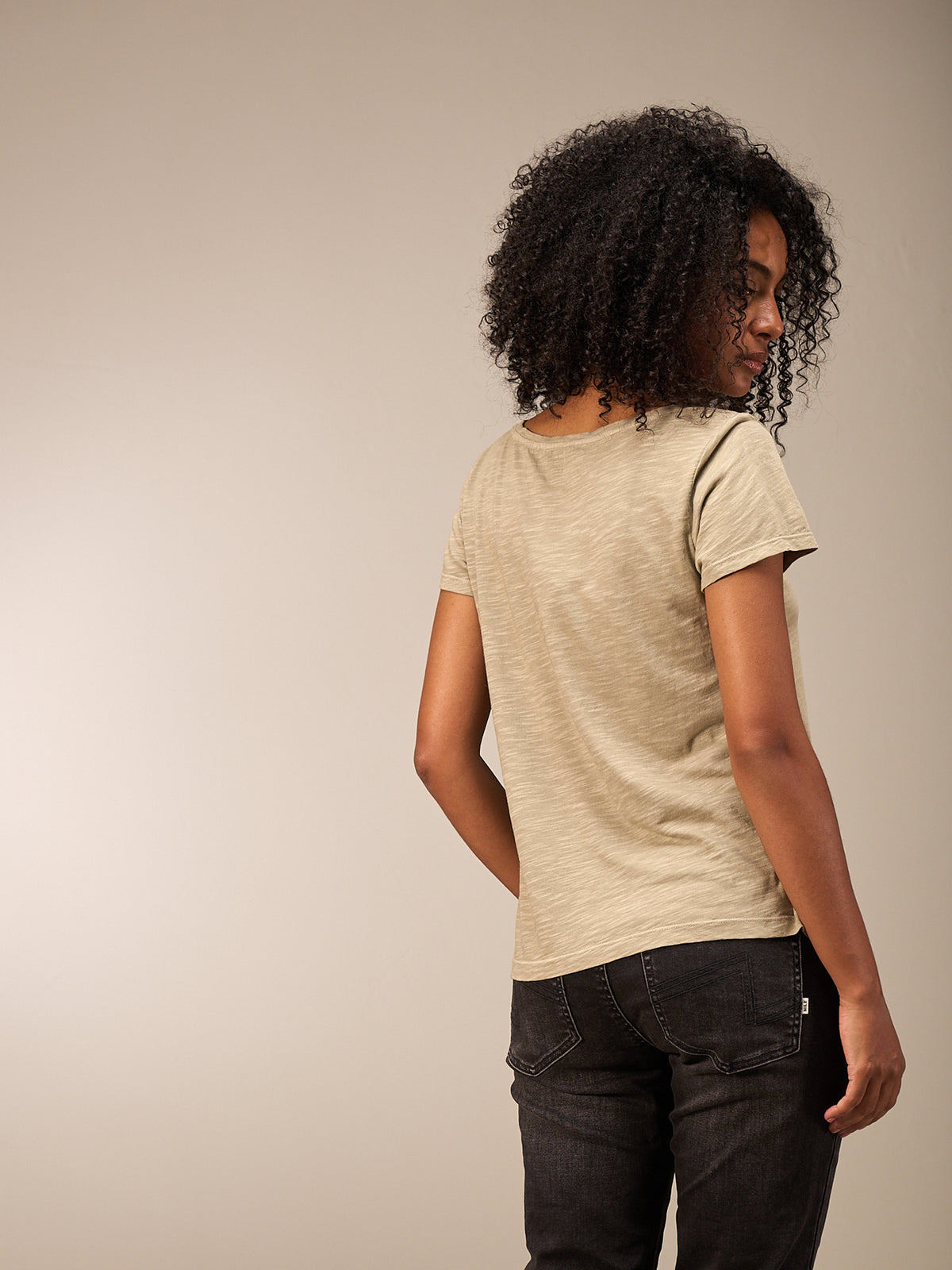 Short-sleeved shirt