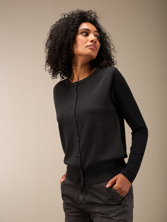 Smanicato con chiusura con bottoni