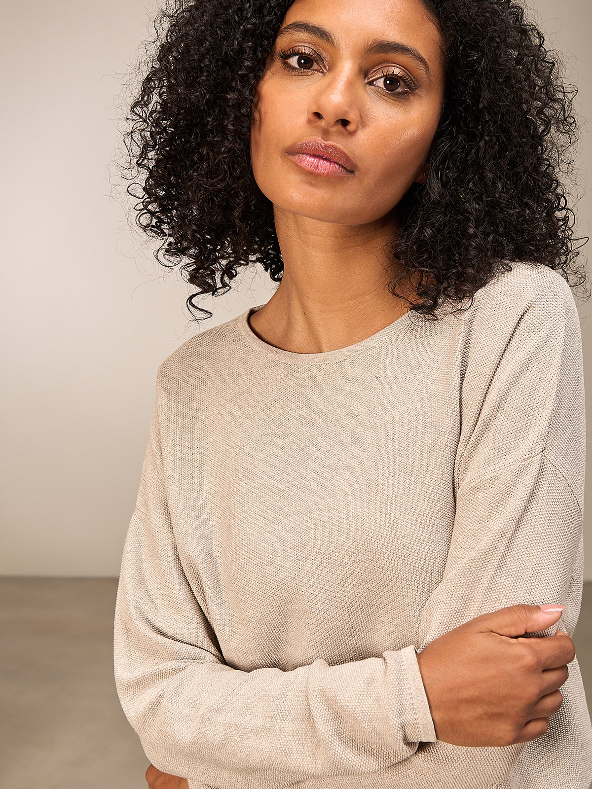 Maglione con scollo rotondo