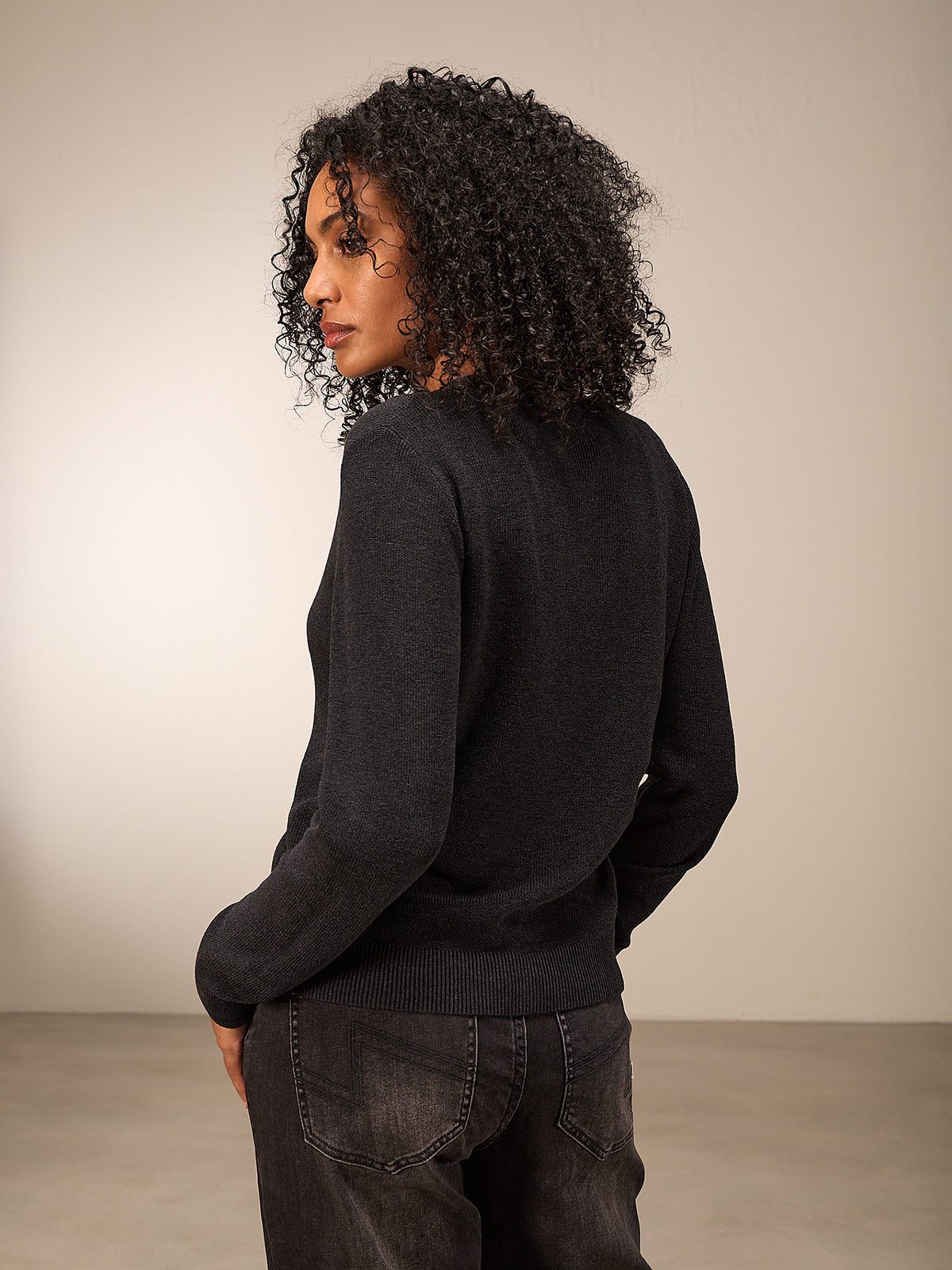 V-neck cardigan