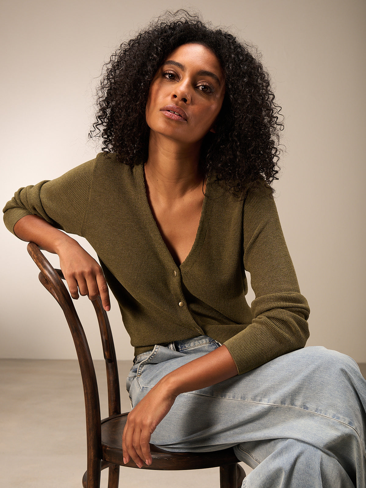 V-neck cardigan