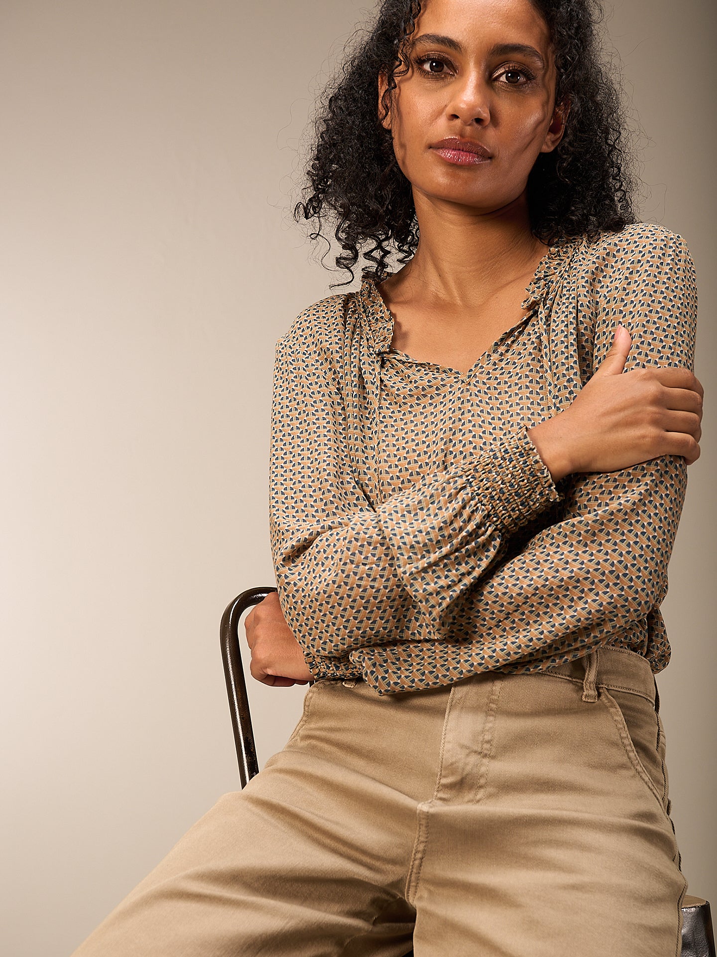 blouse avec détails à volants