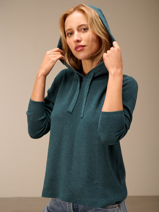 Maglione con cappuccio