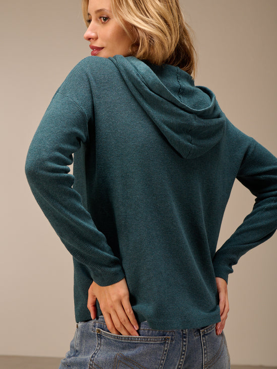 Maglione con cappuccio