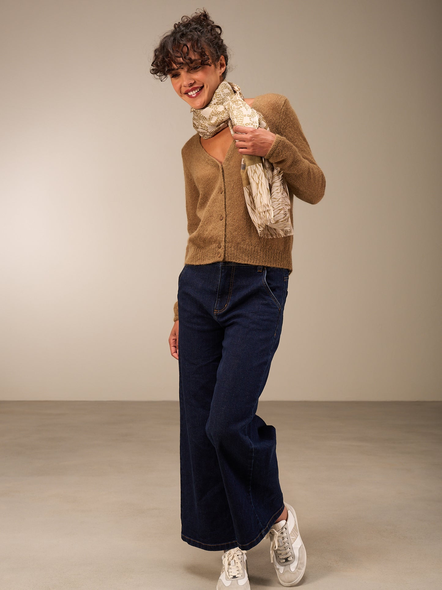 Button-up cardigan