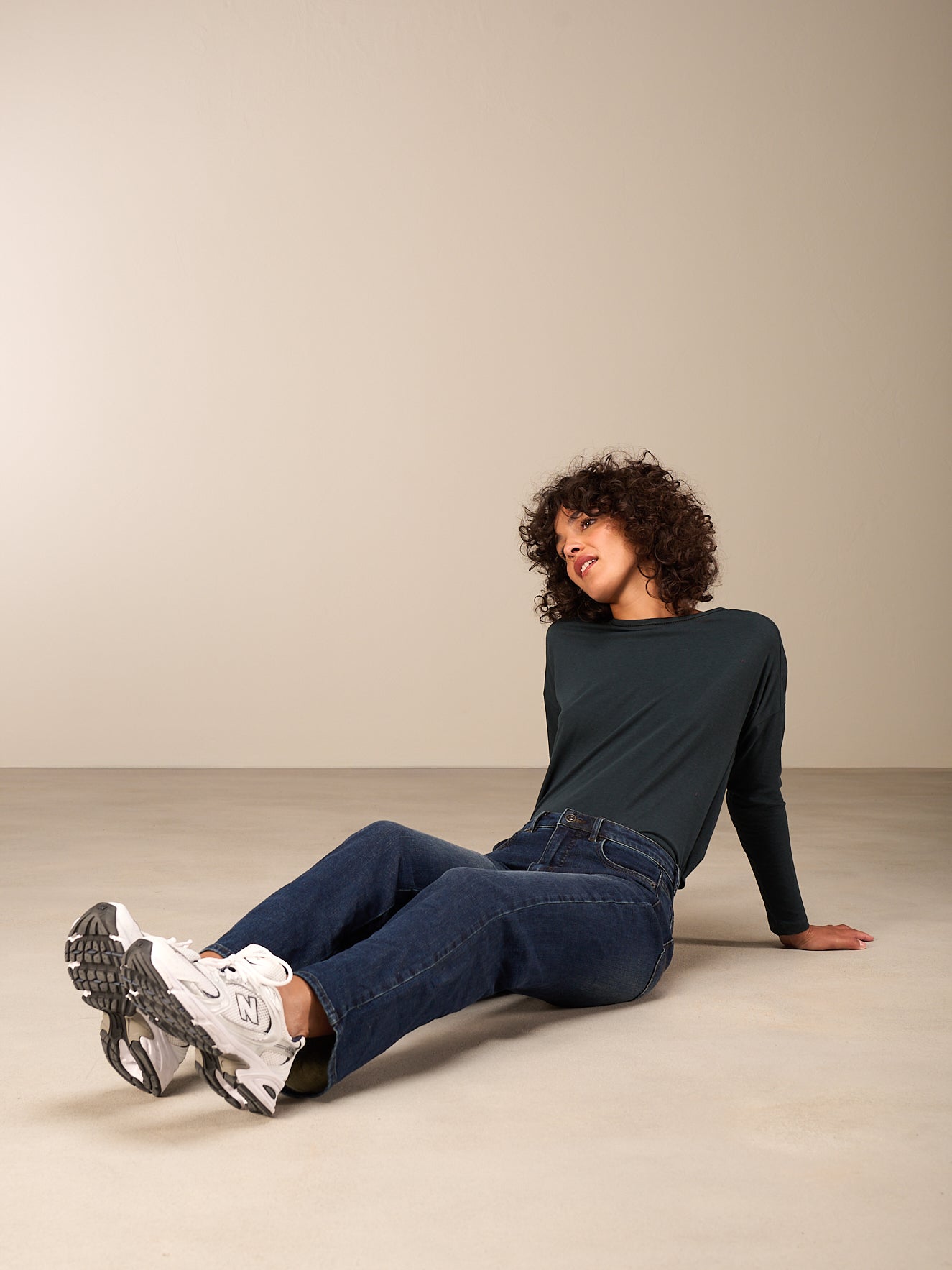 Straight-leg jeans