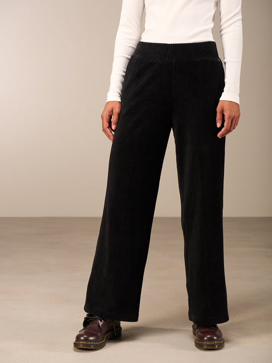 Wide-leg trousers