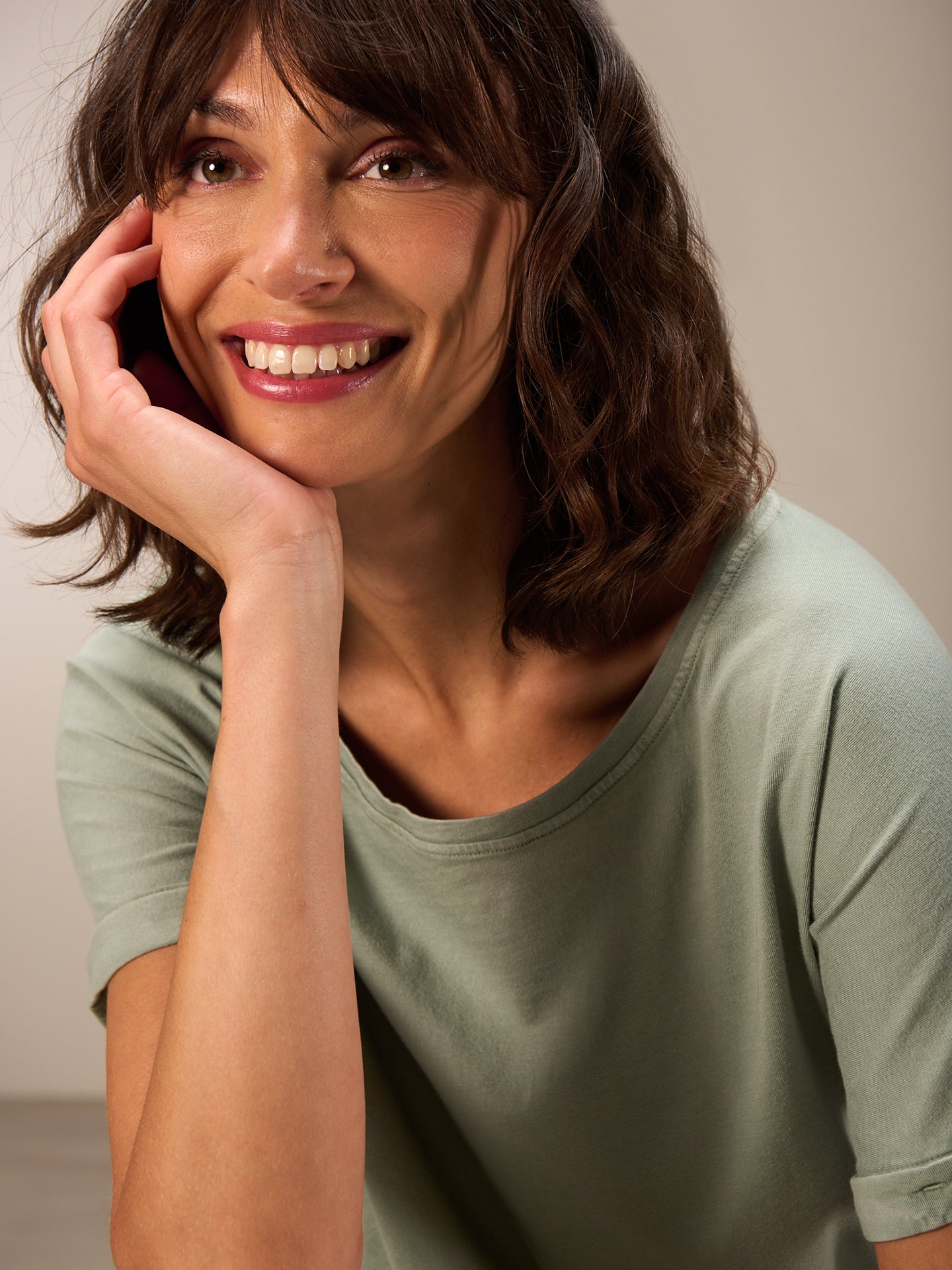 T-shirt à manches coupées raccourcies