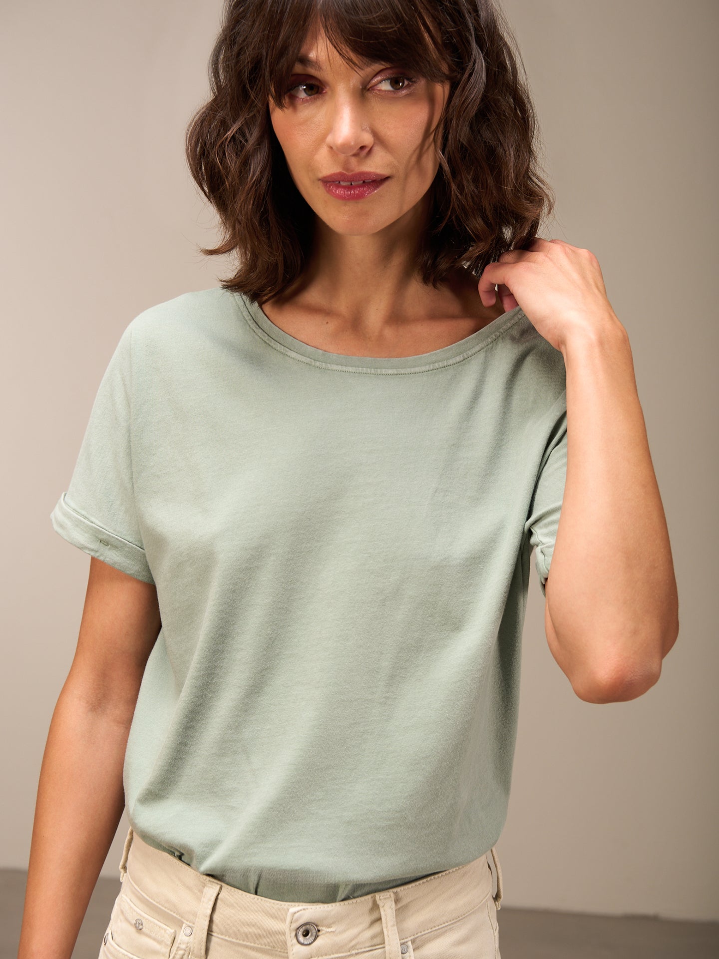 T-shirt à manches coupées raccourcies