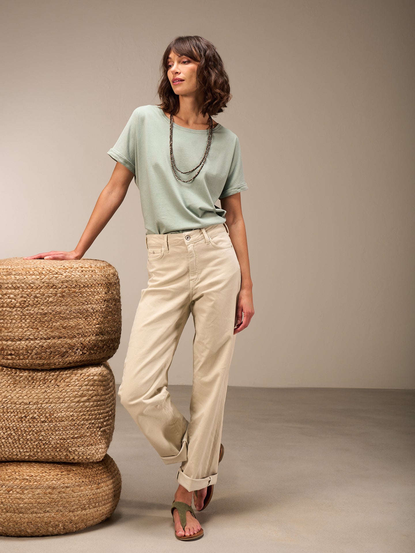 T-shirt à manches coupées raccourcies