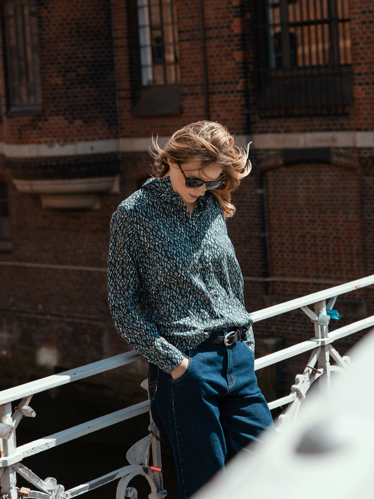 blouse avec col montant
